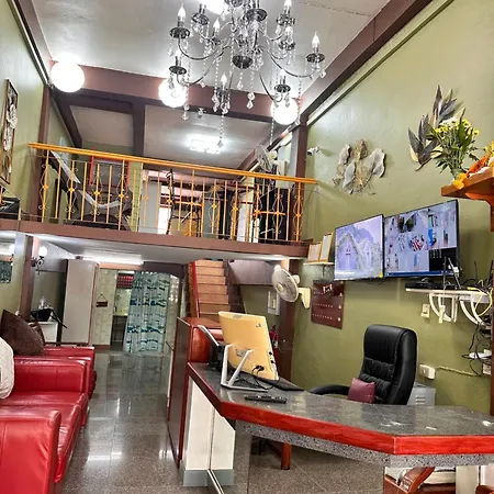 Yuma Tashi Hostel